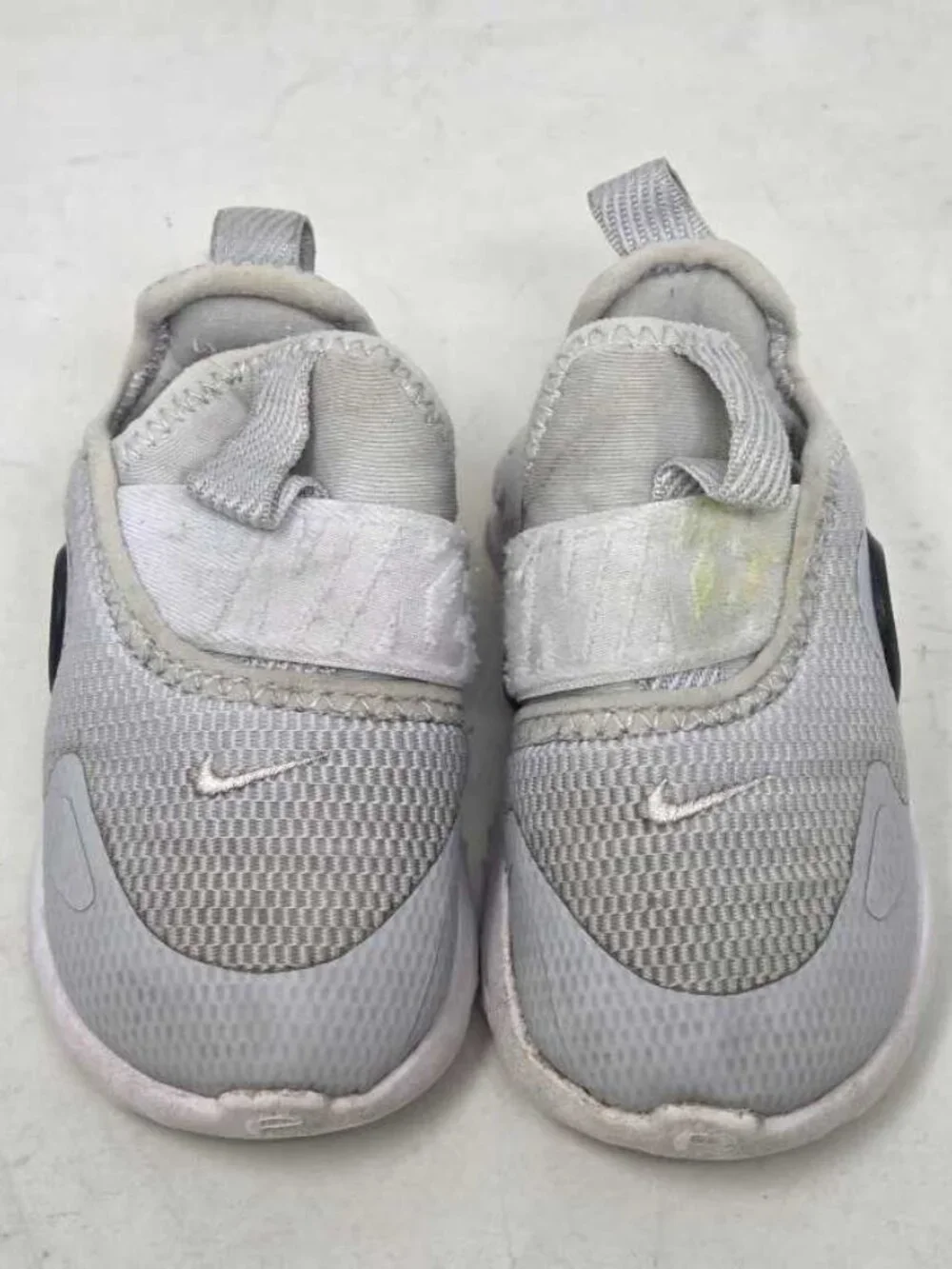 Toddler boy 5 Nike play condition slip on sneakers 5C